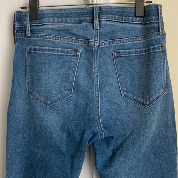 Old Navy Maternity Jeans - Size 6 - Picture 3 of 4